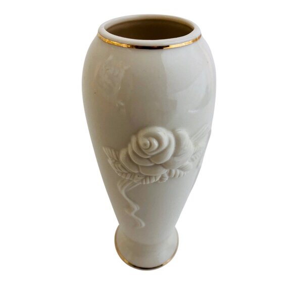 Lenox Rose Blossom Bud Vase Cream China 24kt Gold Trimmed Embossed Floral 8 in - Picture 2 of 10